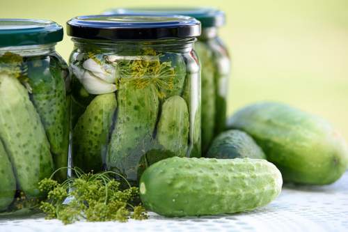 How to Use Cucumber for Acne and Acne Scars – 11 Methods