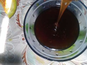 honey and tomato face mask