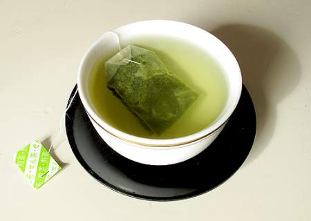 green tea to treat rosacea